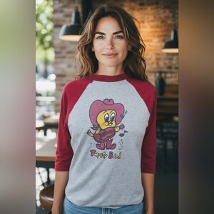 Tweety Bird Graphic Raglan Shirt Gray Red 3/4 Sleeve Cartoon Tee Large‎